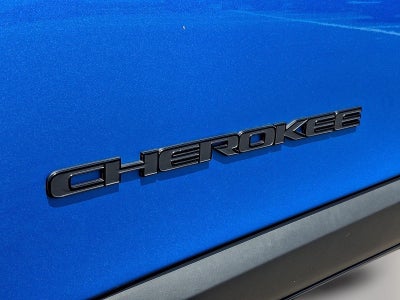 2023 Jeep Cherokee Altitude Lux