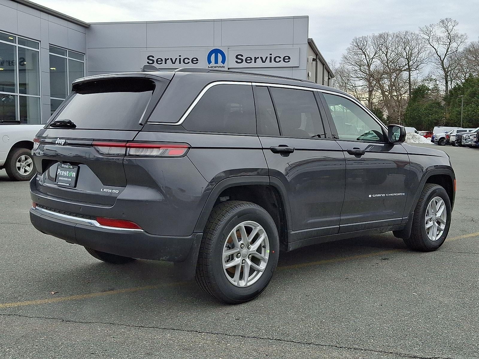 2026 Jeep Grand Cherokee Laredo X
