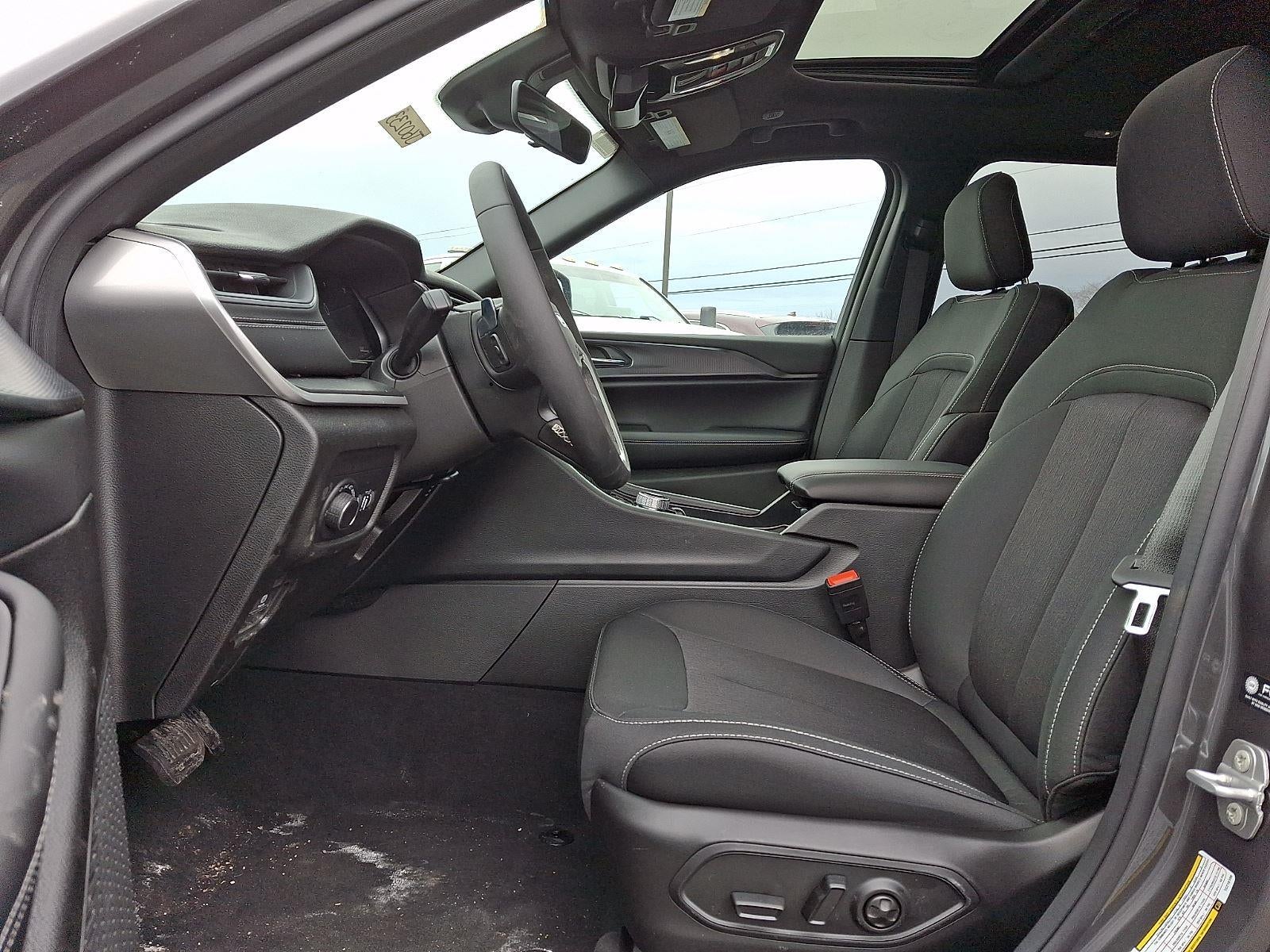 2026 Jeep Grand Cherokee Laredo X