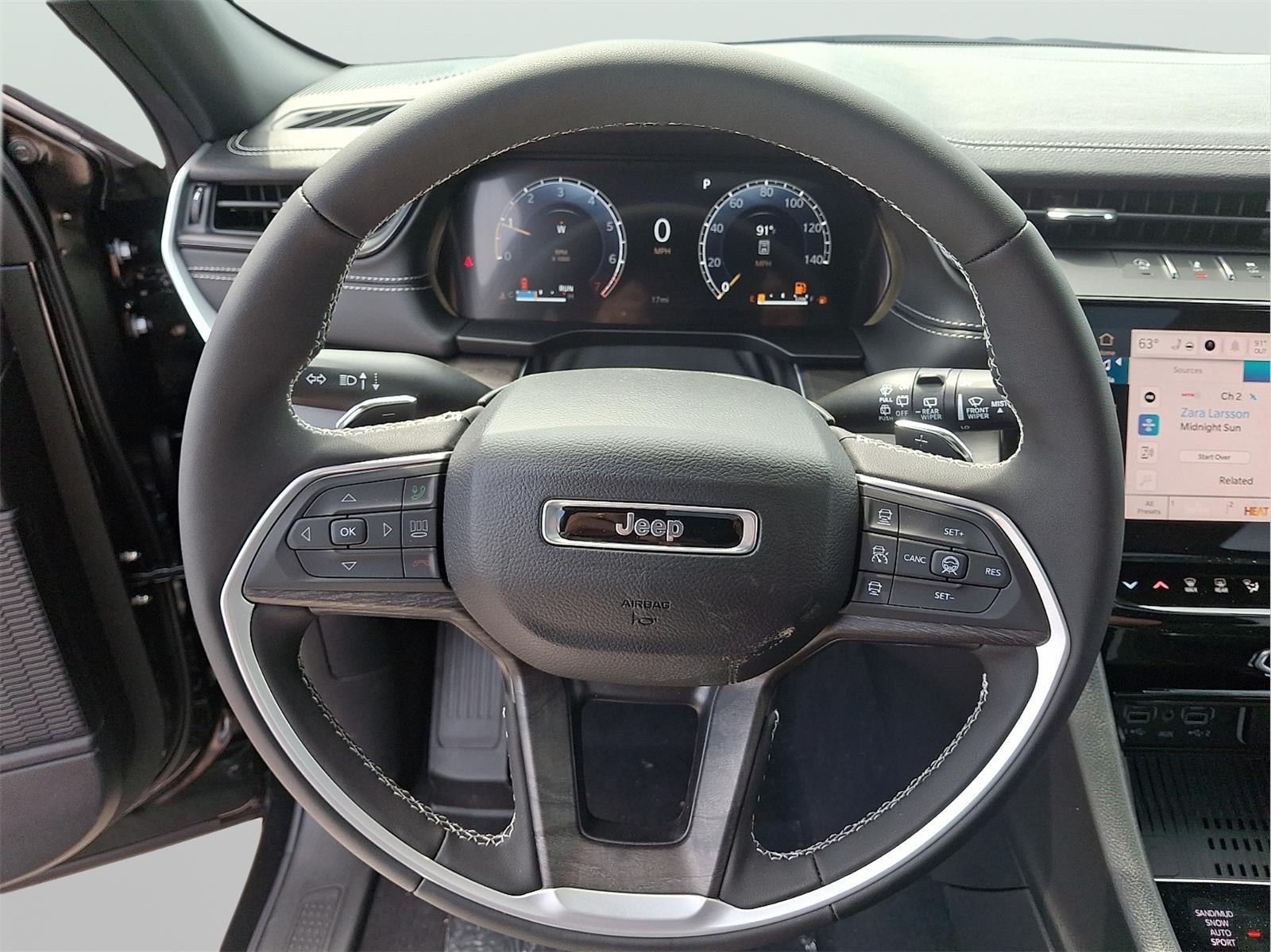 2026 Jeep Grand Cherokee Laredo Altitude
