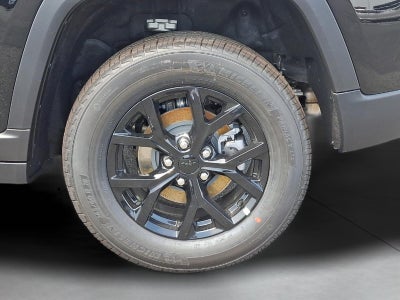 2026 Jeep Grand Cherokee Laredo Altitude