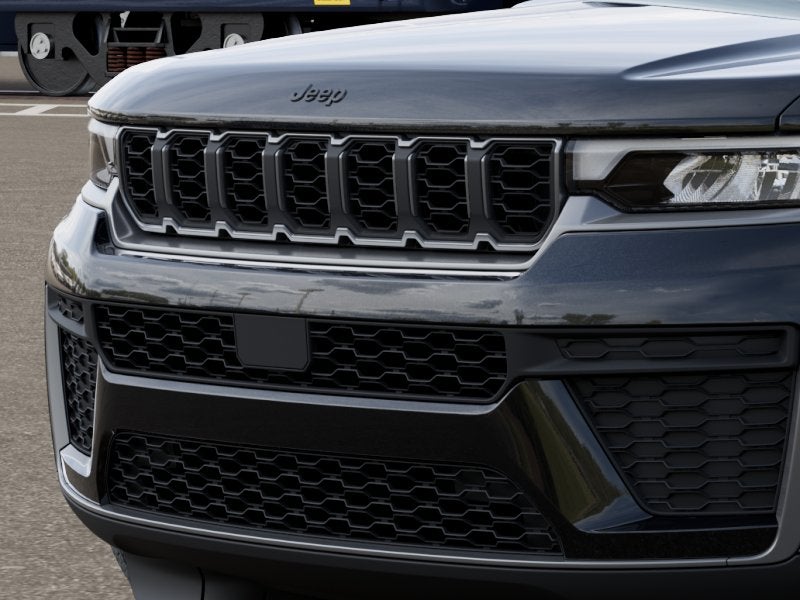 2026 Jeep CHEROKEE GRAND CHEROKEE LAREDO ALTITUDE 4X4