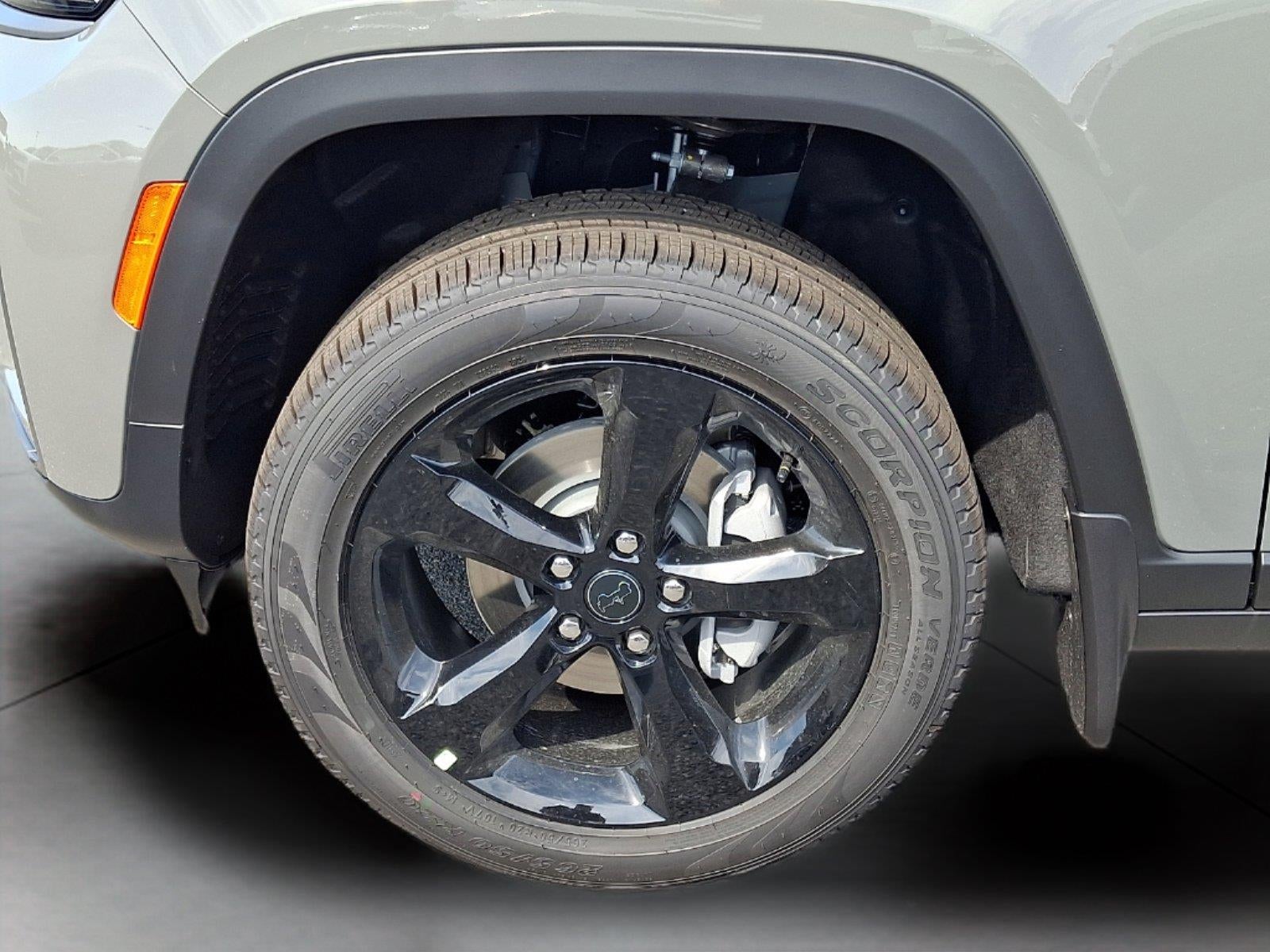 2027 Jeep Grand Cherokee Limited