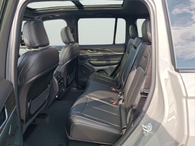2027 Jeep Grand Cherokee Limited