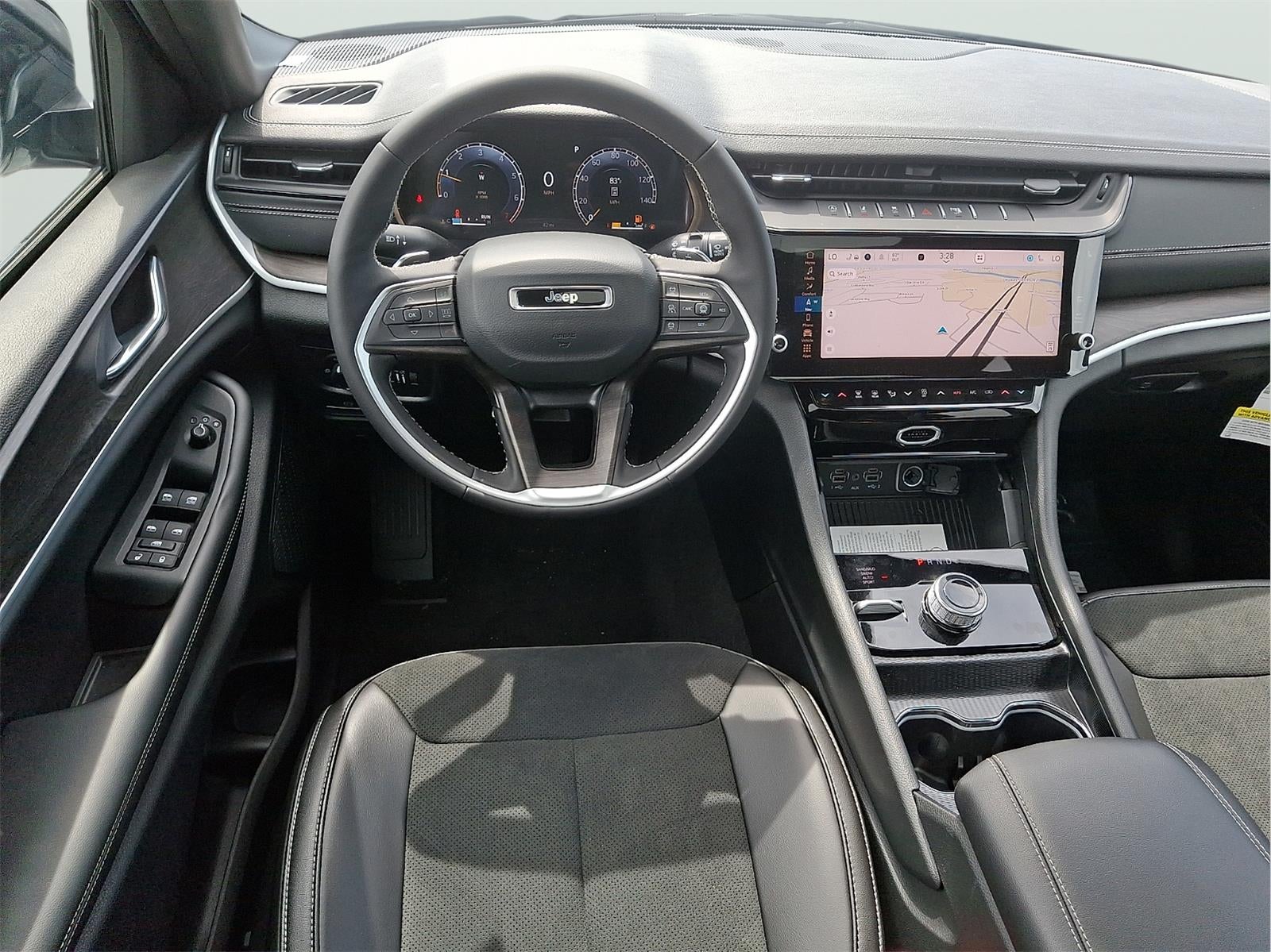 2026 Jeep Grand Cherokee L Laredo Altitude