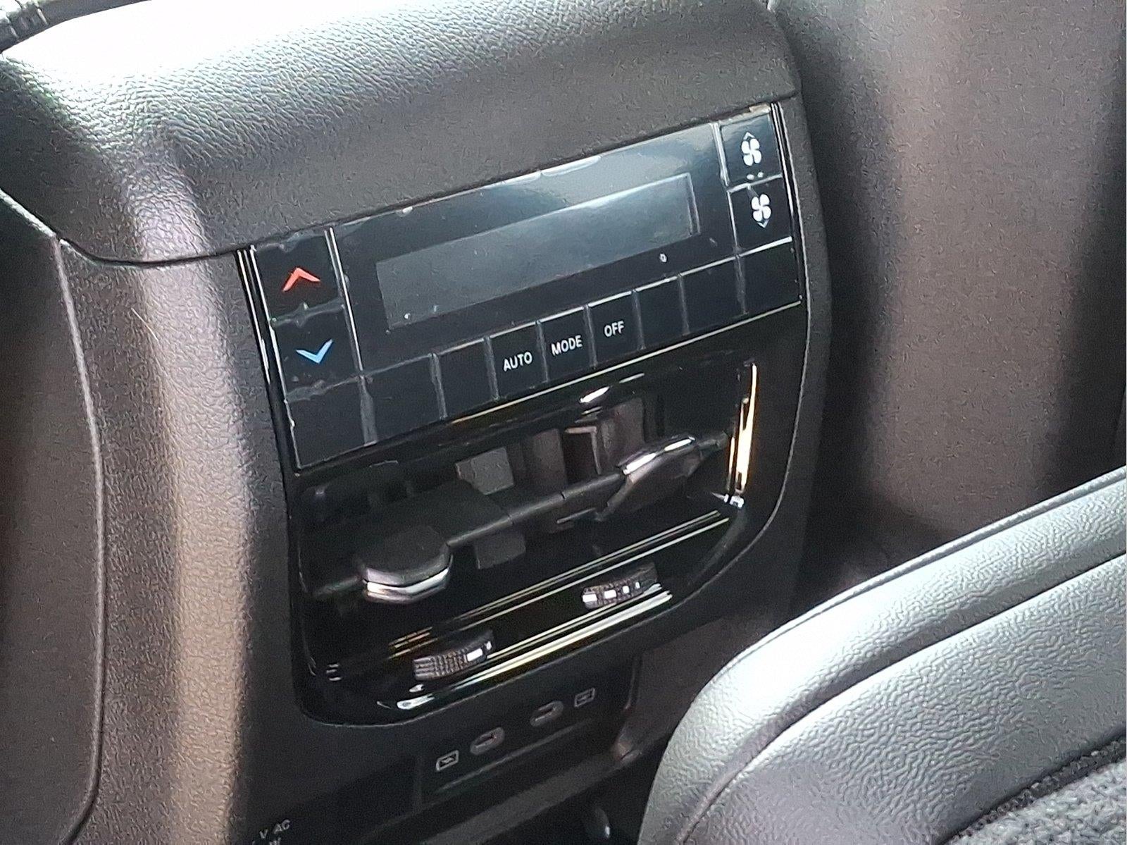 2027 Jeep Grand Cherokee L Laredo Altitude