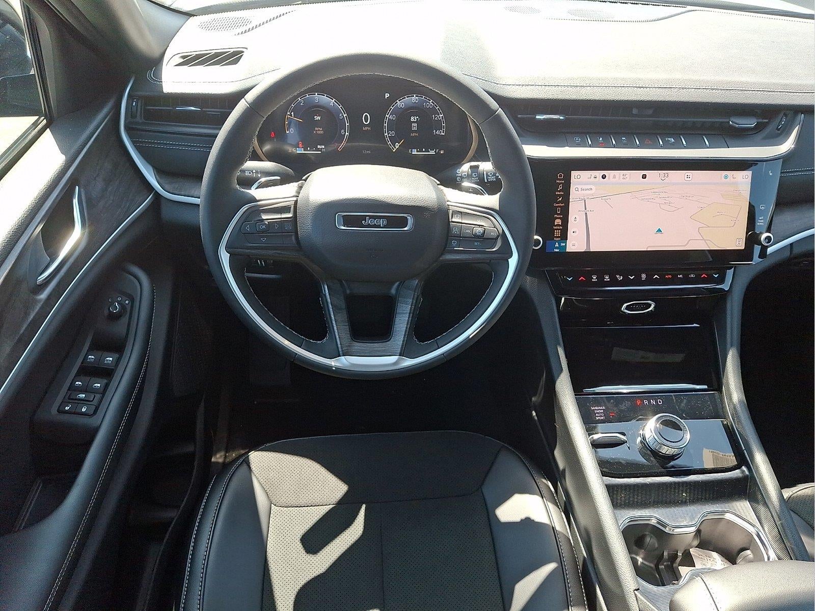 2027 Jeep Grand Cherokee L Laredo Altitude