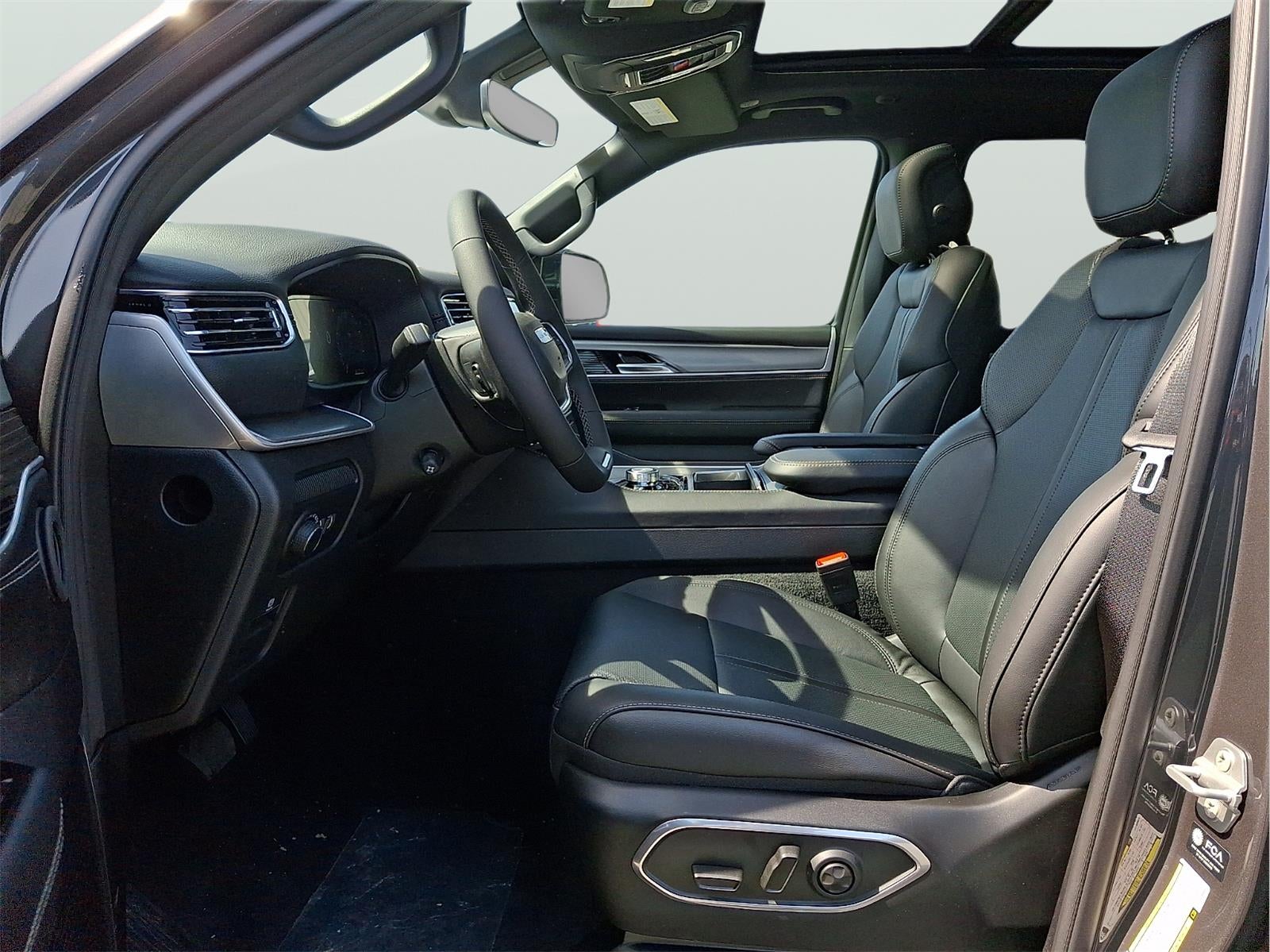 2026 Jeep Grand Wagoneer Upland