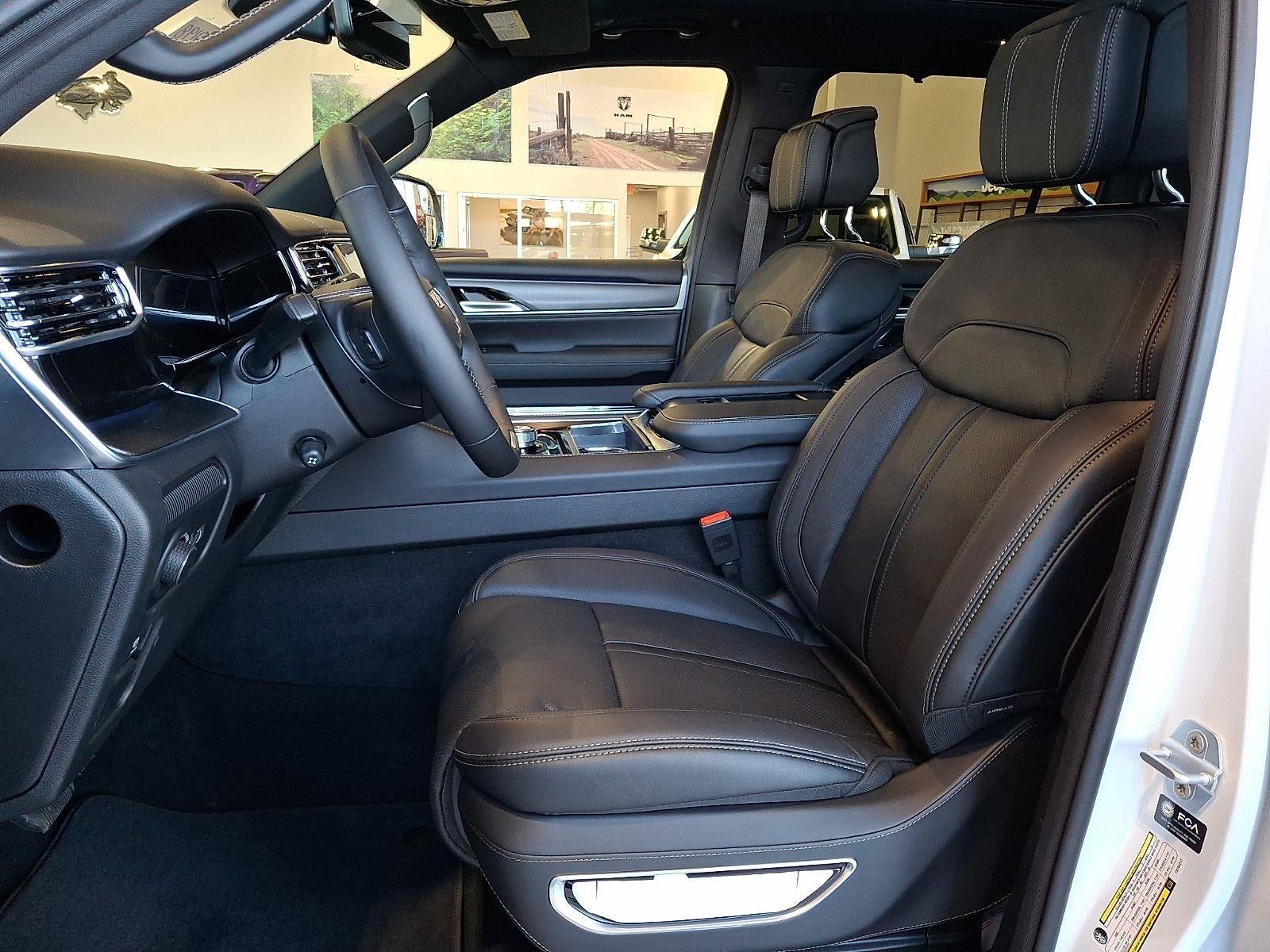 2026 Jeep Grand Wagoneer Summit Obsidian