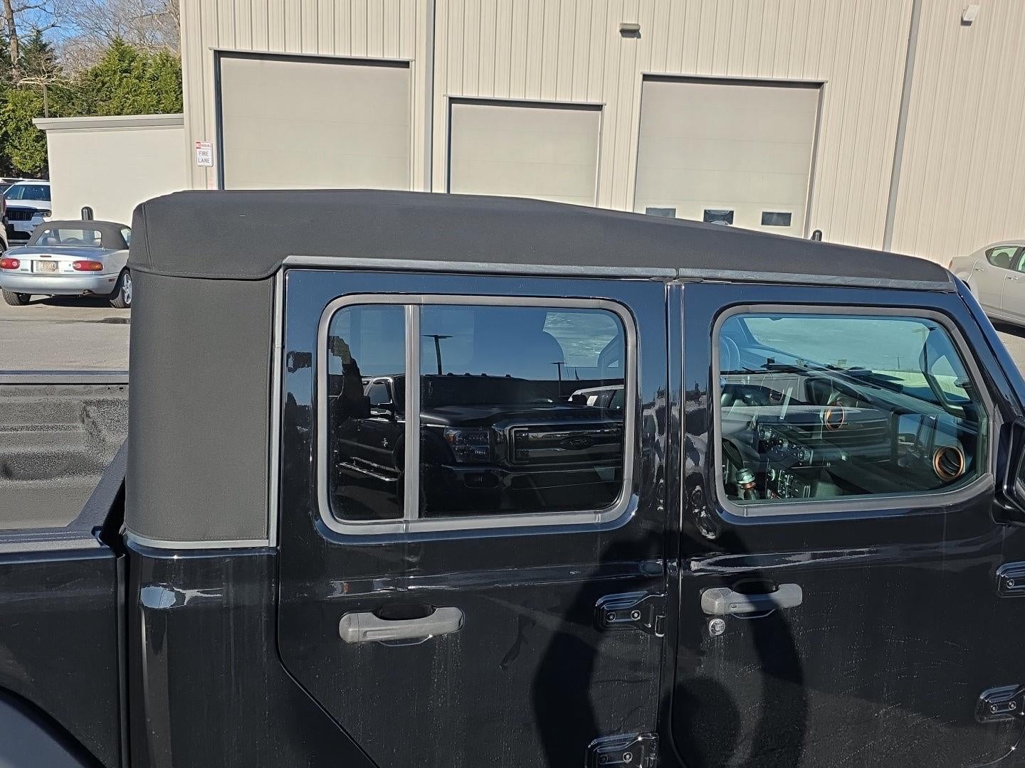 2023 Jeep Gladiator Mojave