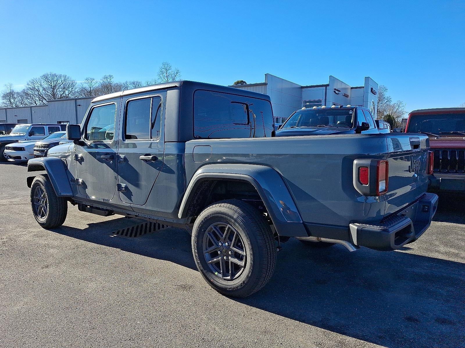 2026 Jeep Gladiator Sport S