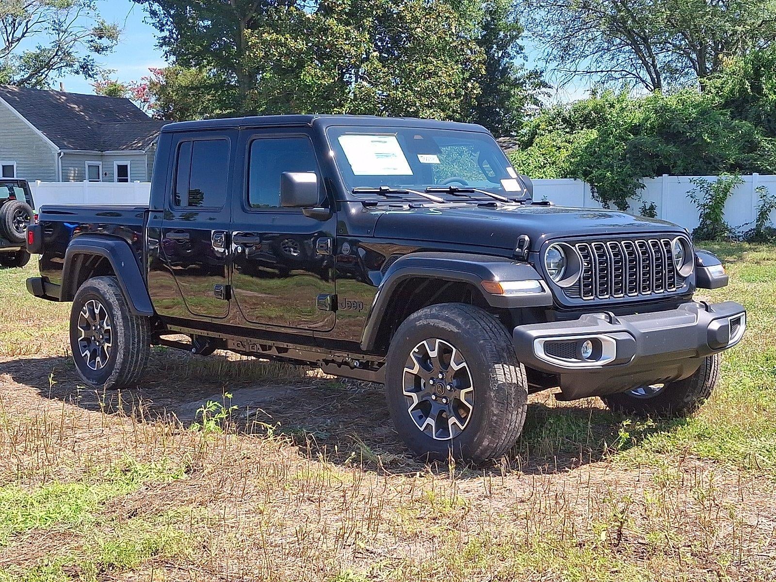 2026 Jeep Gladiator Sahara