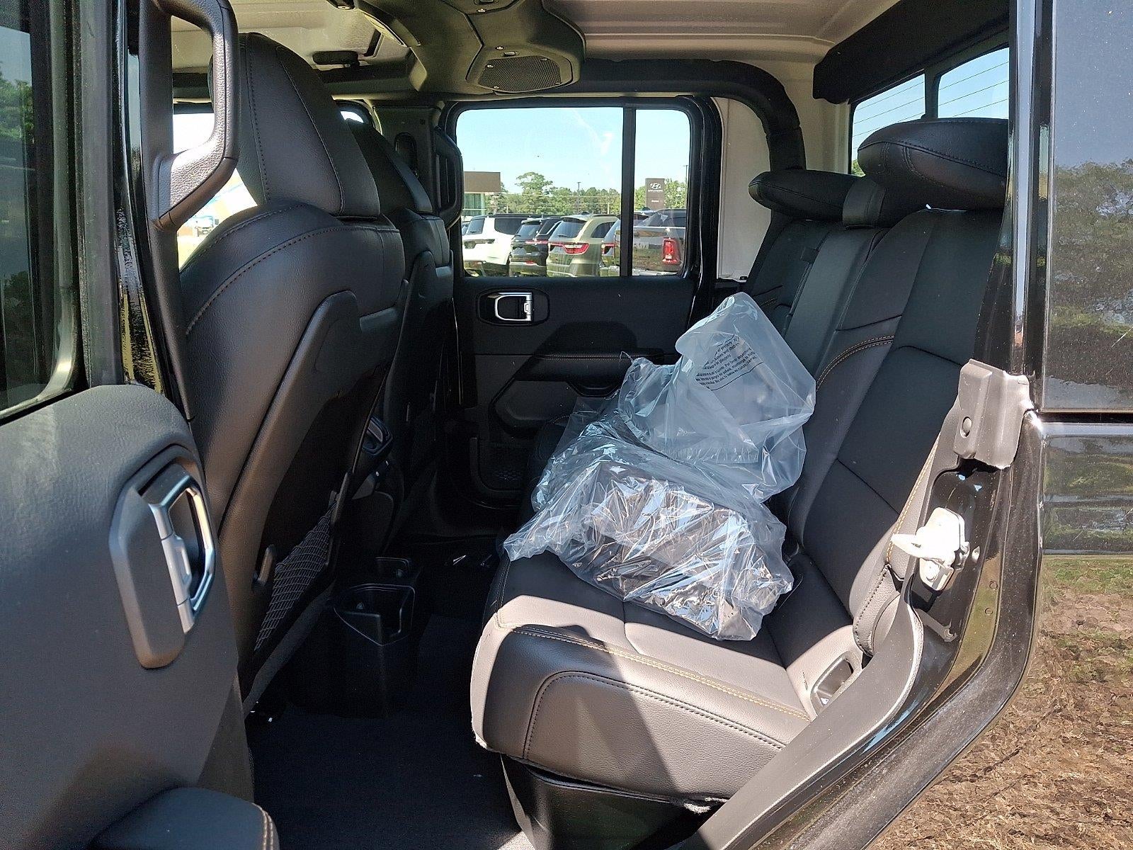 2026 Jeep Gladiator Sahara