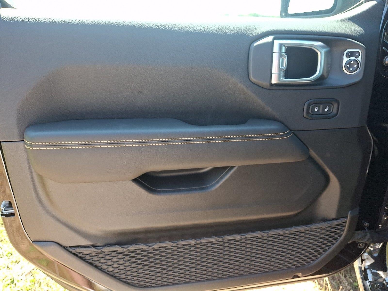 2026 Jeep Gladiator Sahara