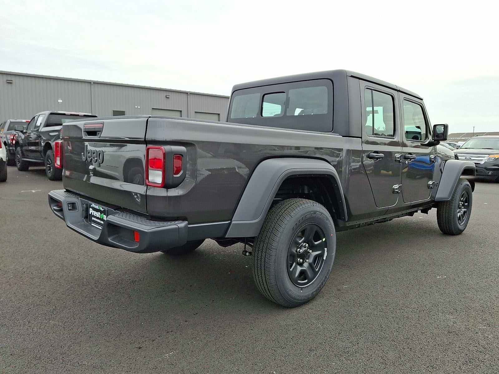 2026 Jeep Gladiator Sport