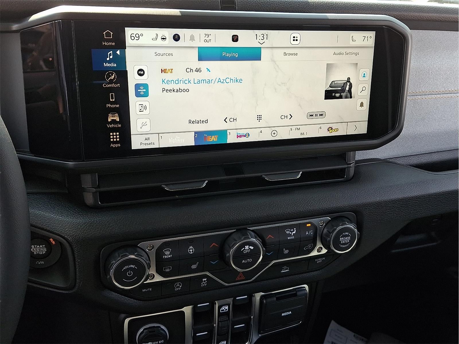 2026 Jeep Gladiator Sport S