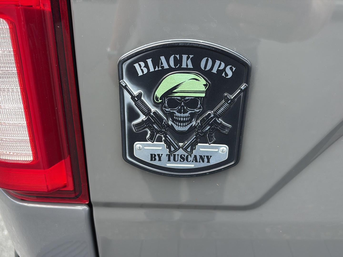 2020 Ford F-150 LARIAT Black Ops