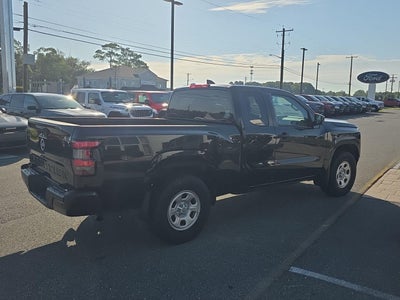 2022 Nissan Frontier S