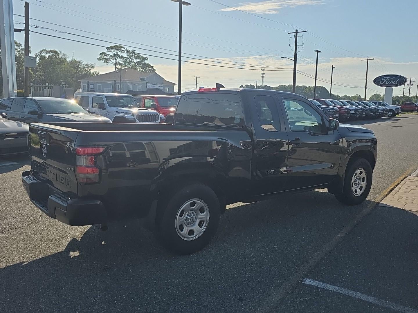 2022 Nissan Frontier S
