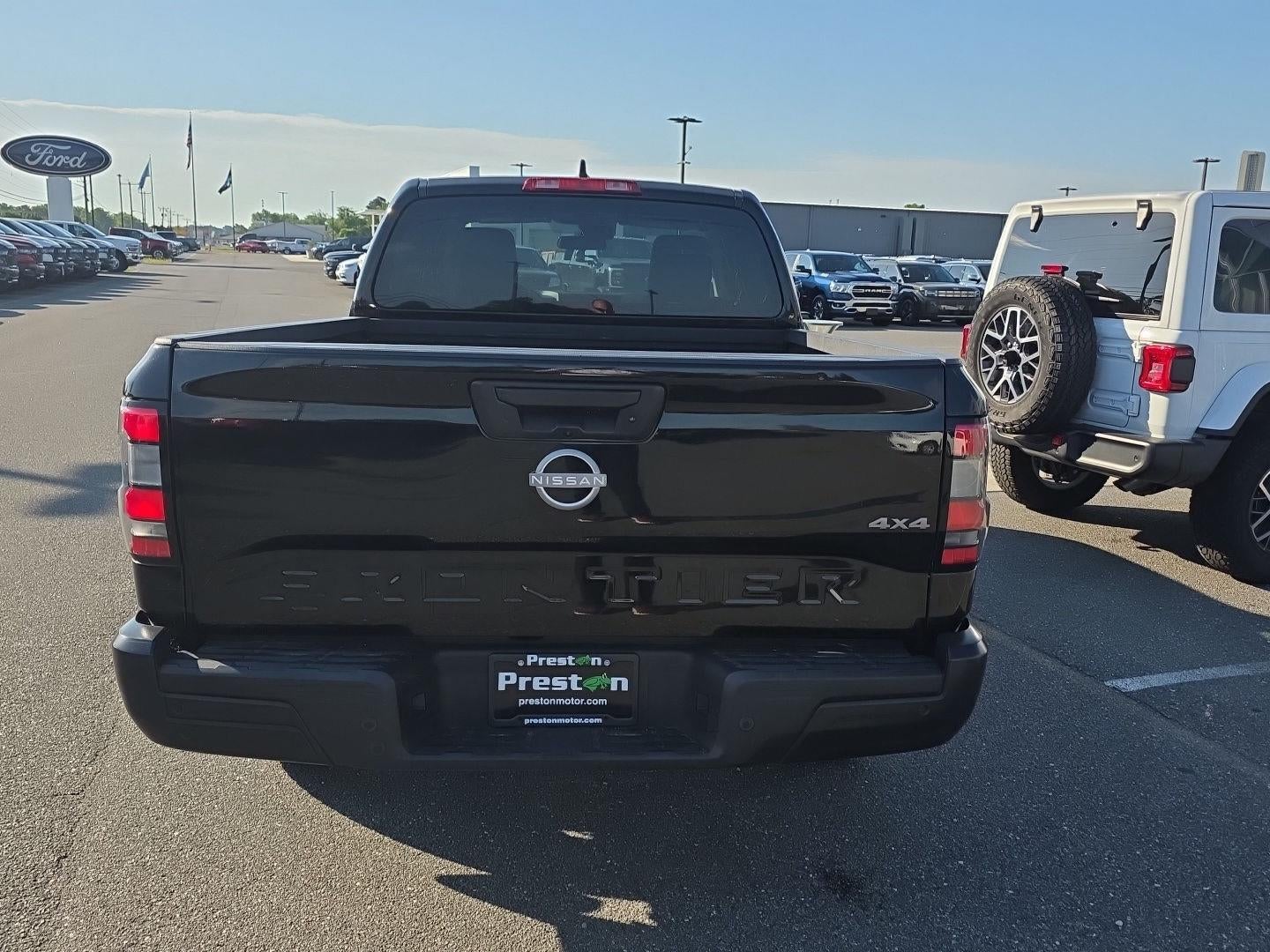 2022 Nissan Frontier S