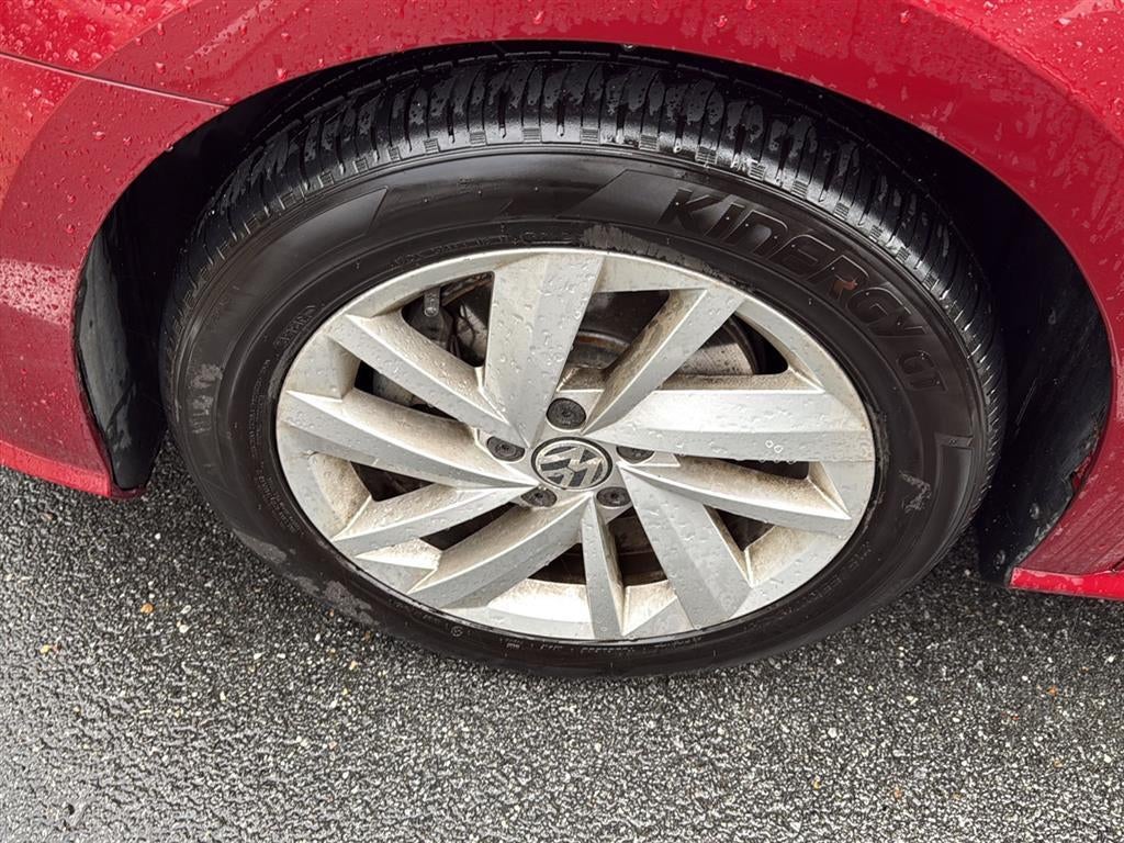 2018 Volkswagen Passat 2.0T SE