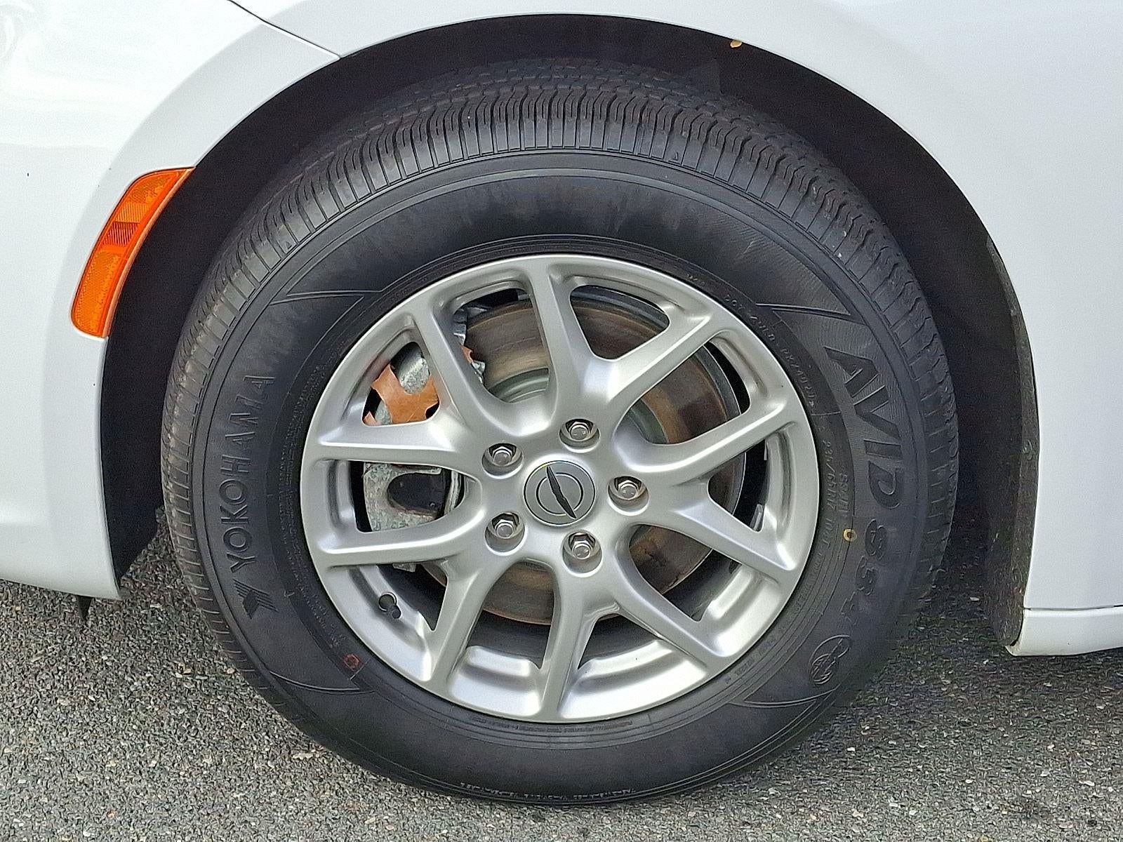 2024 Chrysler Pacifica Touring L