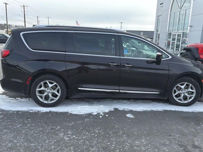 2019 Chrysler Pacifica Touring L Plus