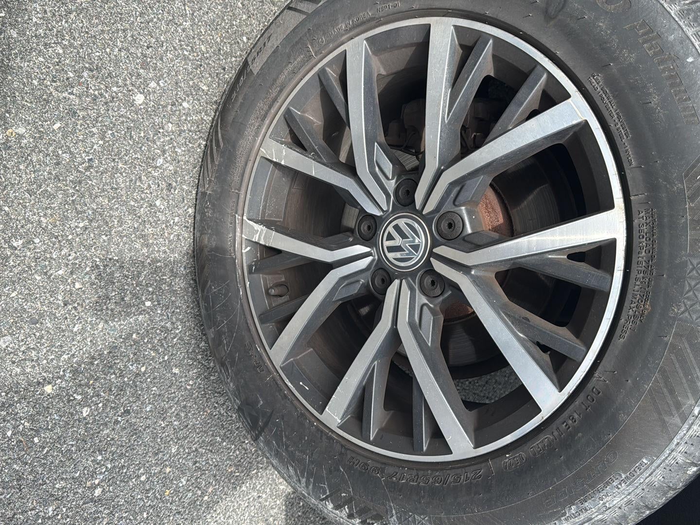 2019 Volkswagen Tiguan SE