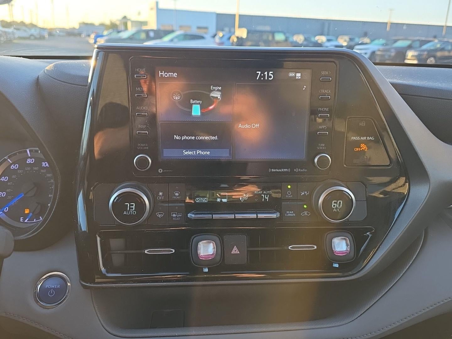 2022 Toyota Highlander Hybrid LE