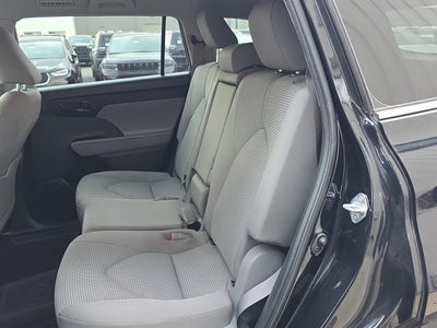 2022 Toyota Highlander Hybrid LE