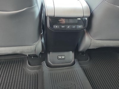 2022 Toyota Highlander Hybrid LE