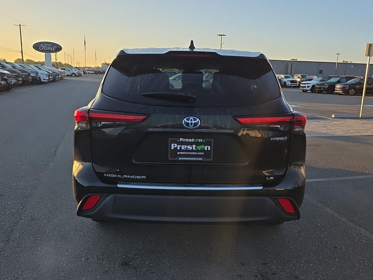 2022 Toyota Highlander Hybrid LE