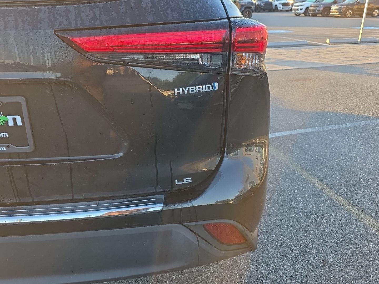 2022 Toyota Highlander Hybrid LE