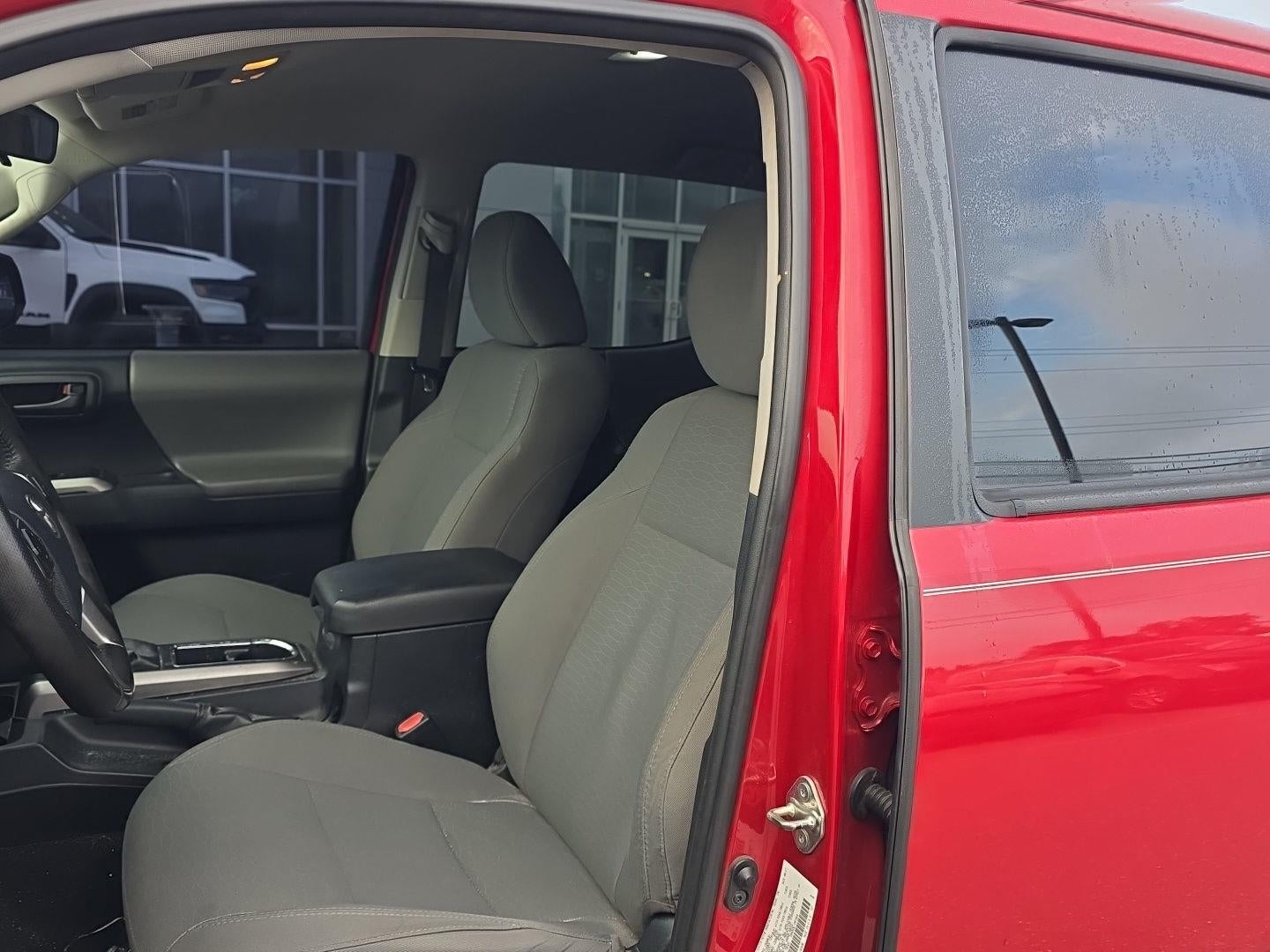 2017 Toyota Tacoma SR5