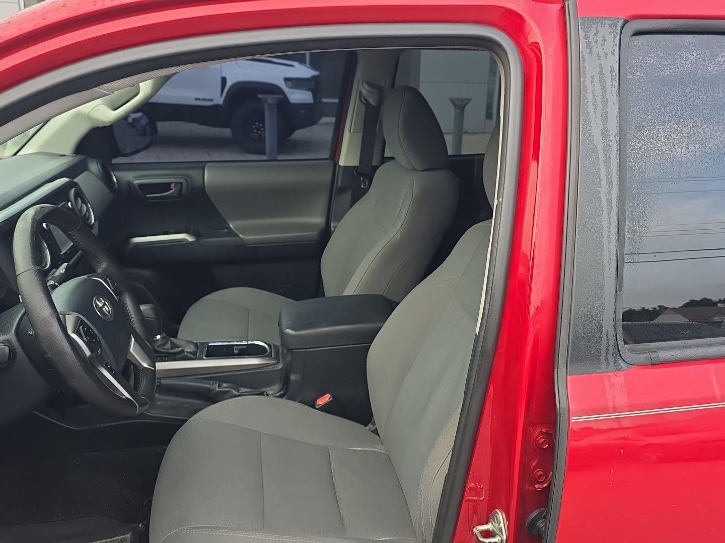 2017 Toyota Tacoma SR5