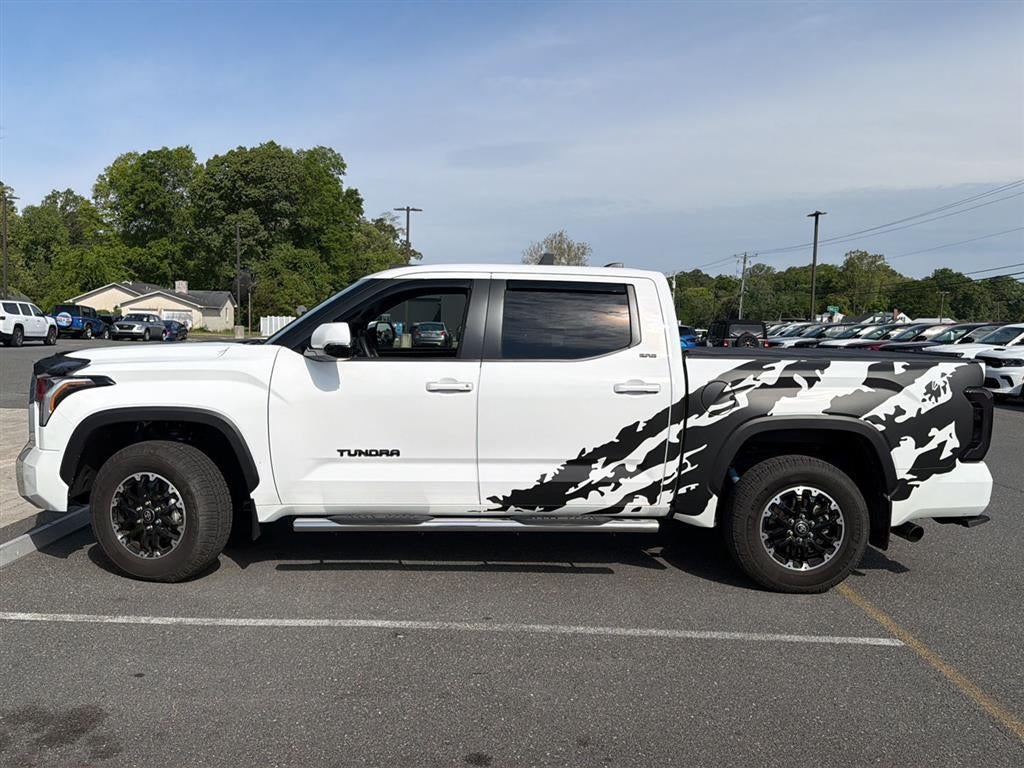 2025 Toyota Tundra SR5