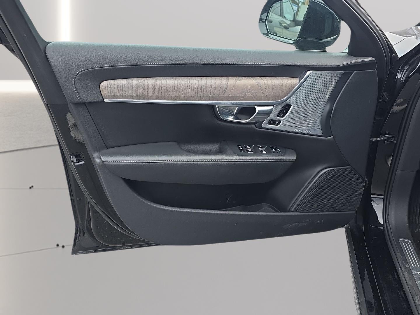 2022 Volvo S90 Inscription B6