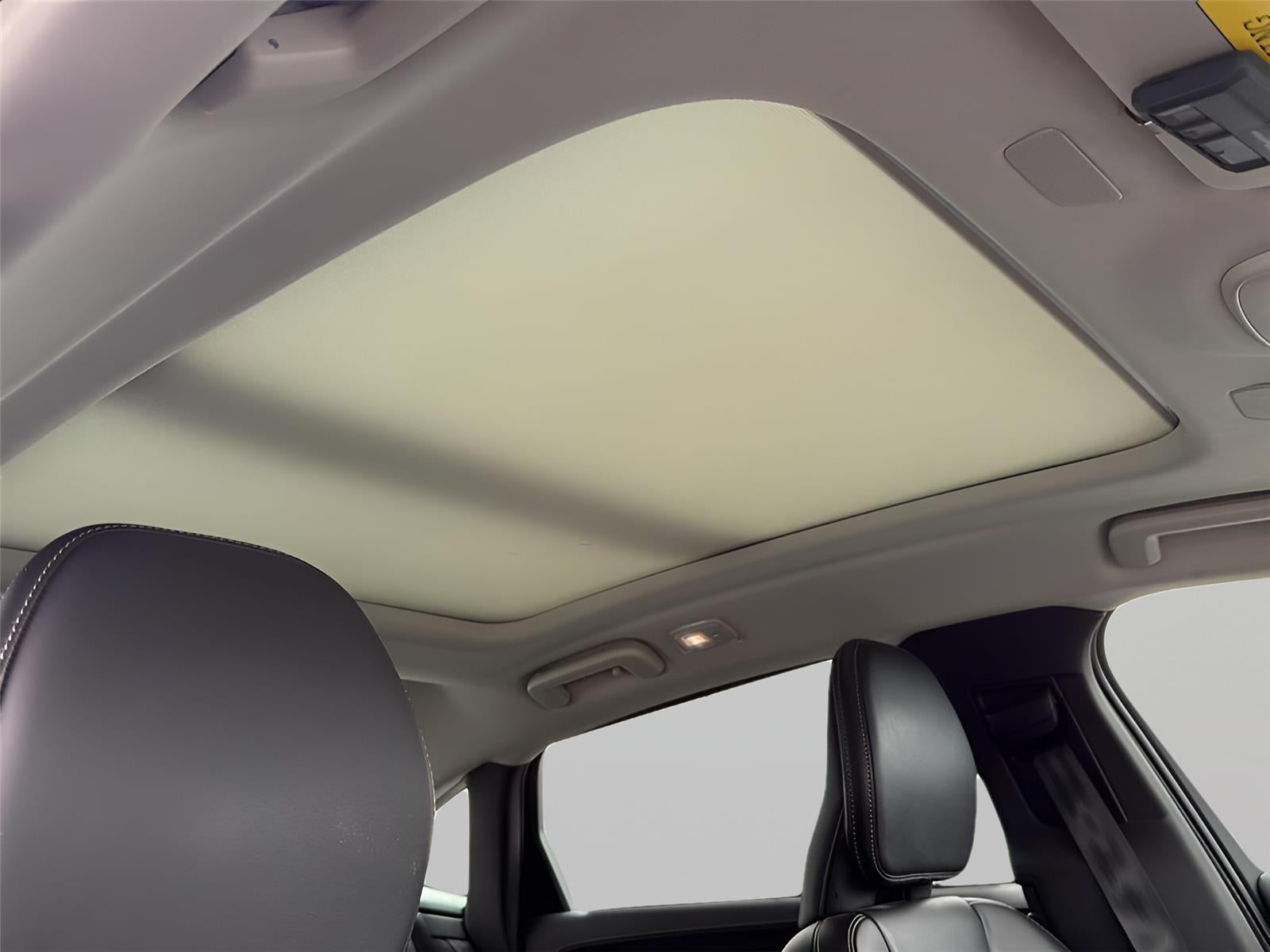 2022 Volvo S90 Inscription B6