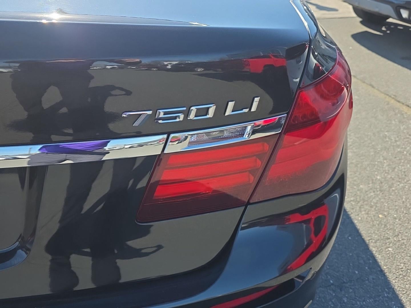 2013 BMW 750LI XDRIVE Base