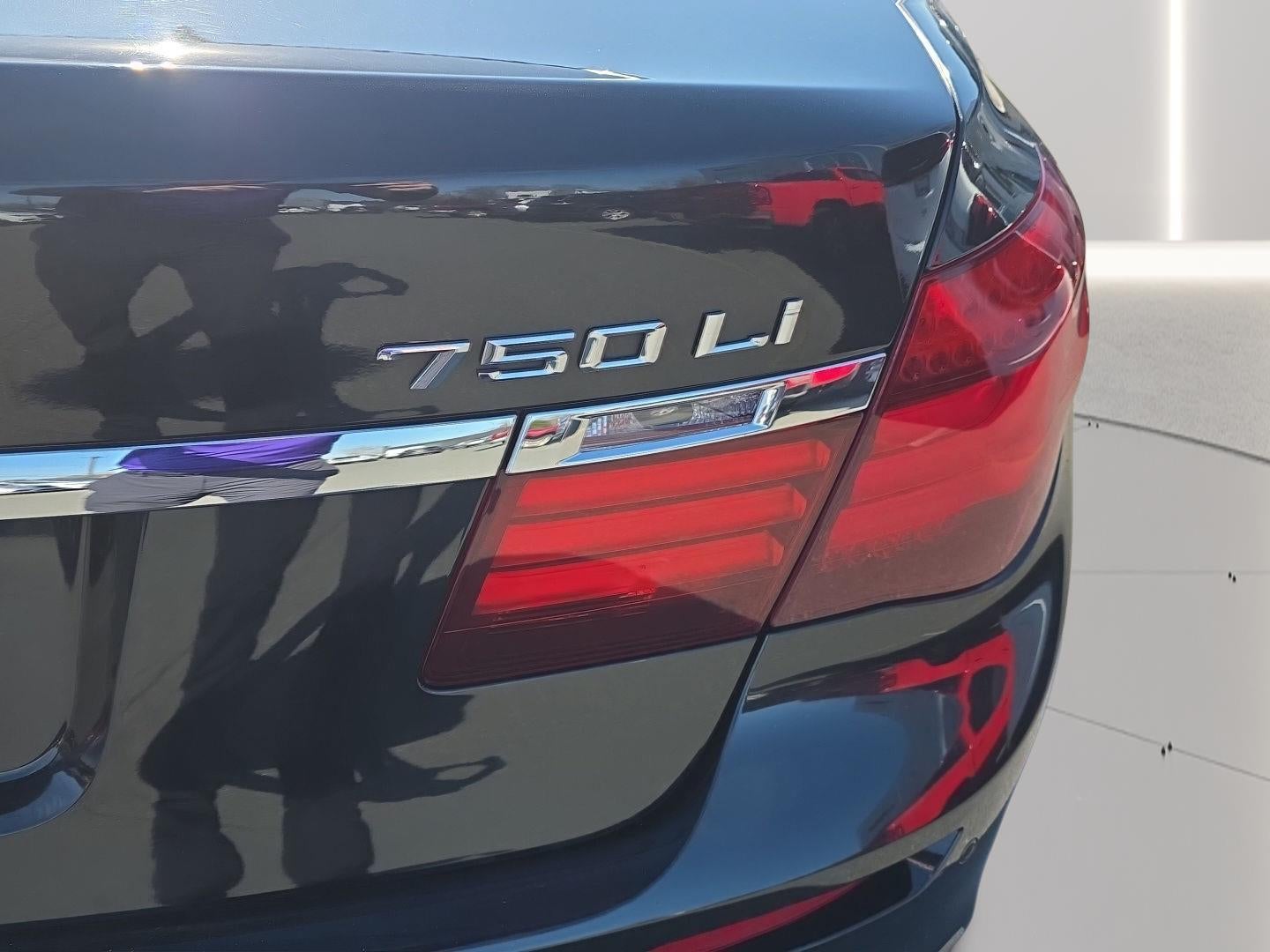 2013 BMW 750LI XDRIVE Base