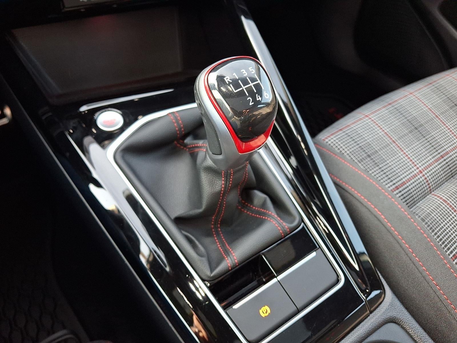 2024 Volkswagen Golf GTI 380 SE