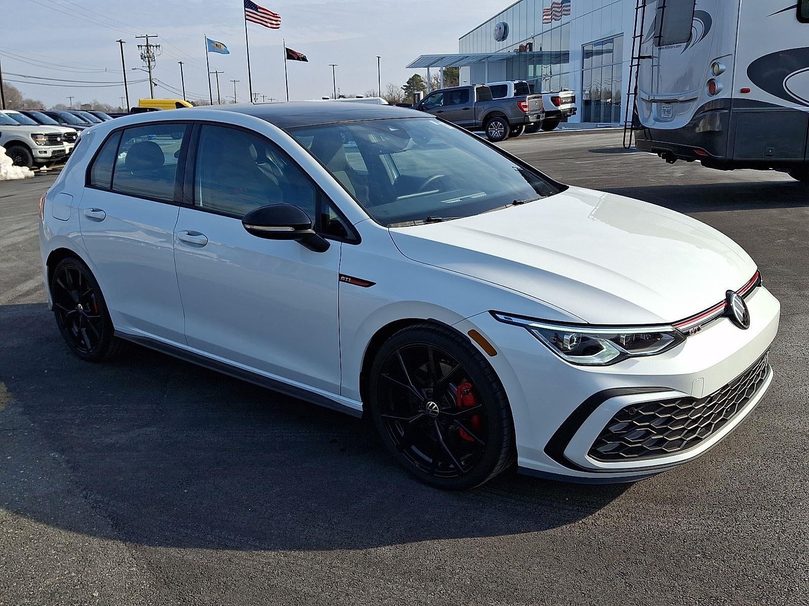 2024 Volkswagen Golf GTI 380 SE