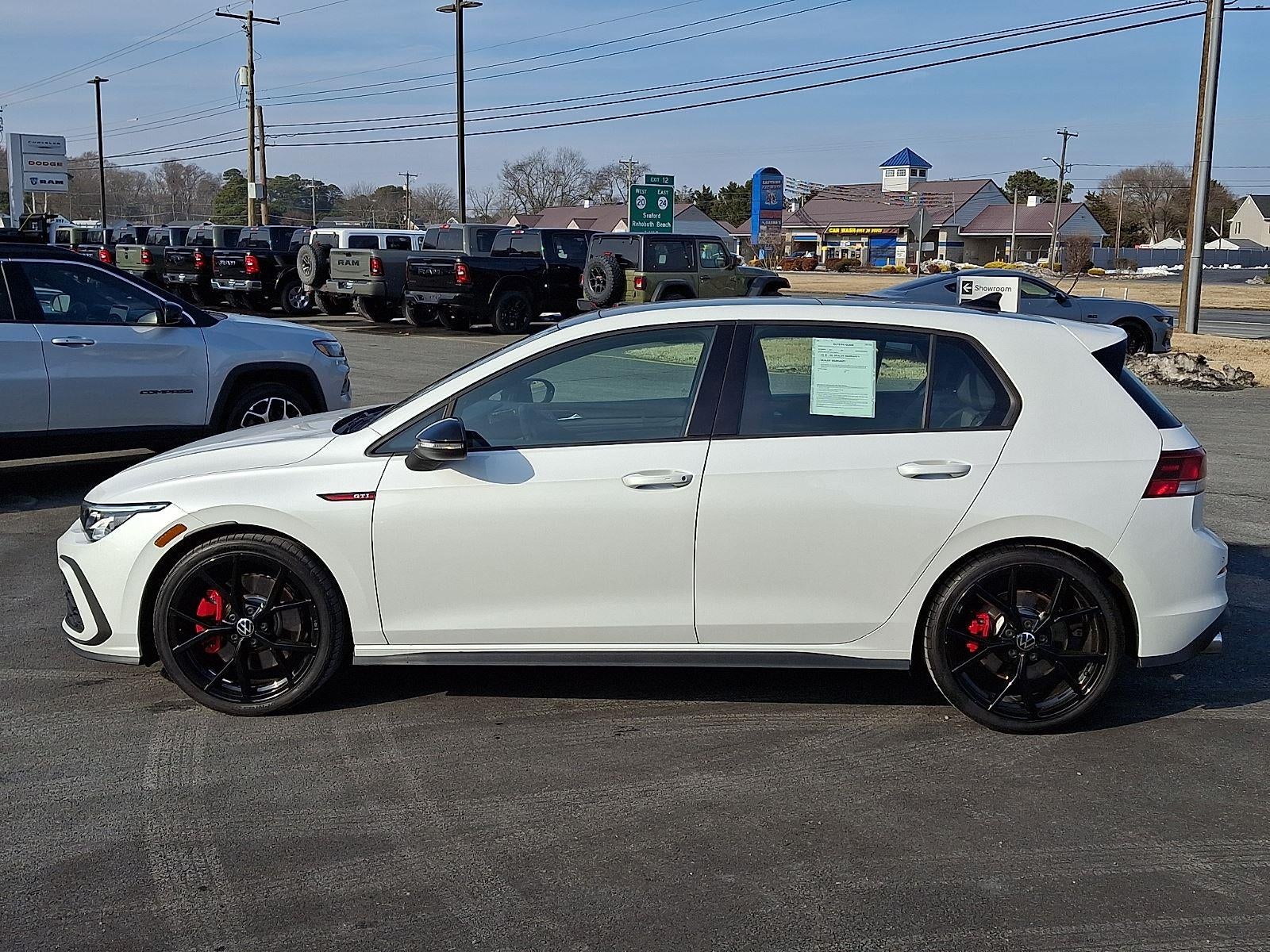 2024 Volkswagen Golf GTI 380 SE